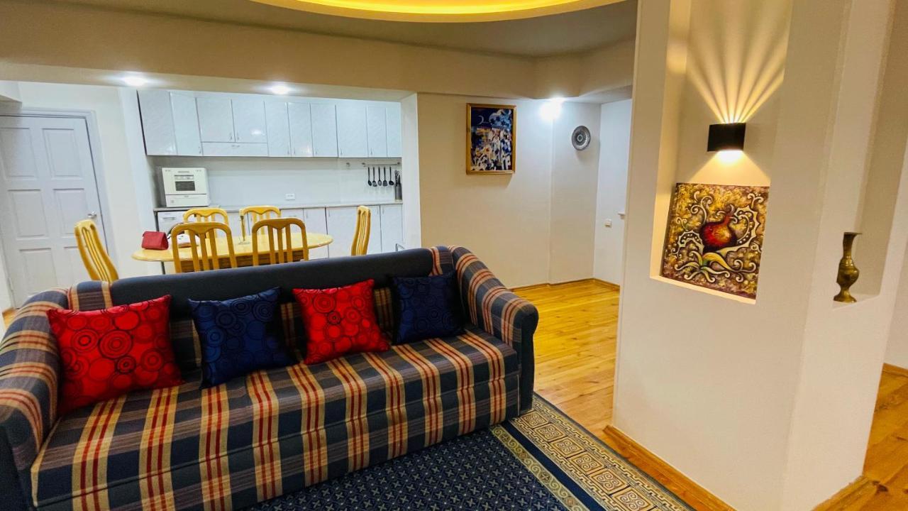 3-Bedroom Apartment On Ohunboboev Tashkent Exterior photo